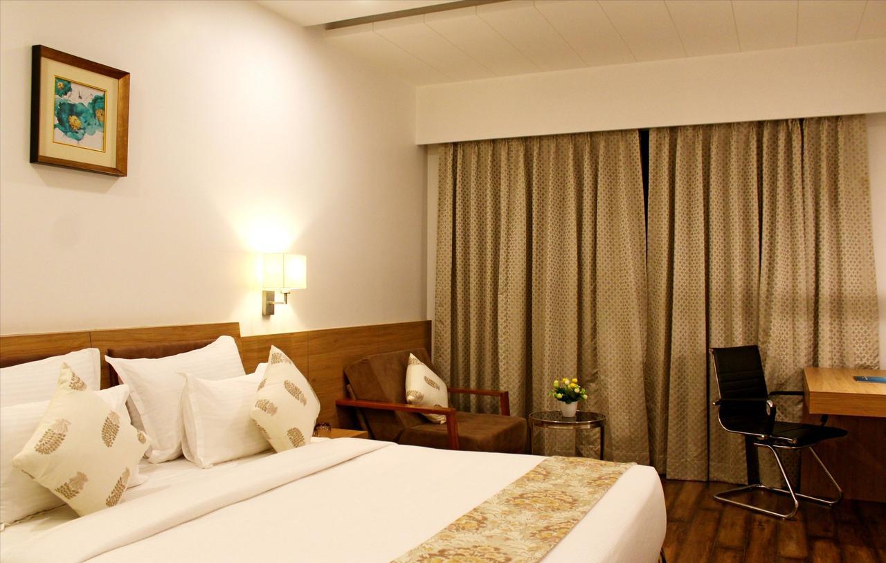 Skk Blu Hotel & Spa Udaipur Exterior foto